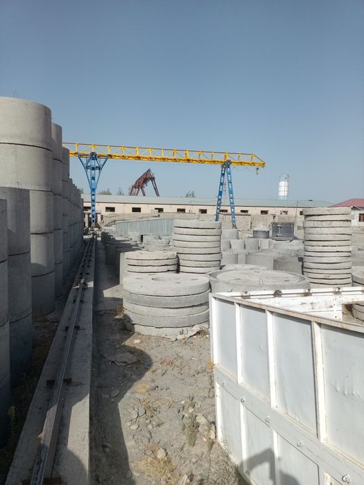 Колода с доставка остановка и копать на место качество 100