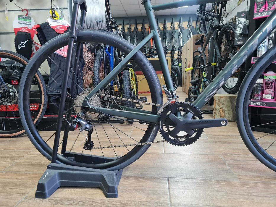 Bicicleta Scott Addict 30 Candy L56 in stoc la Est Bike Funky Sports