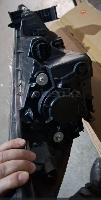 Акцент 2011 фара