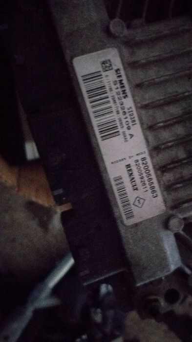 ECU Calculator Motor Megan 2 1.5 dci 106cp 8200565863