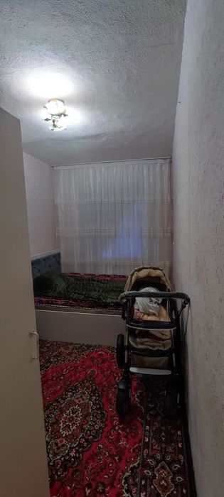 Kvartira sotiladi 1-etaj 2xona Buyuk turon may Aeroport