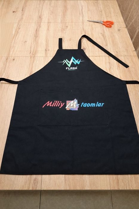 Фартук с вашим логотипом Fartuk va Logotip pechat va vishivka