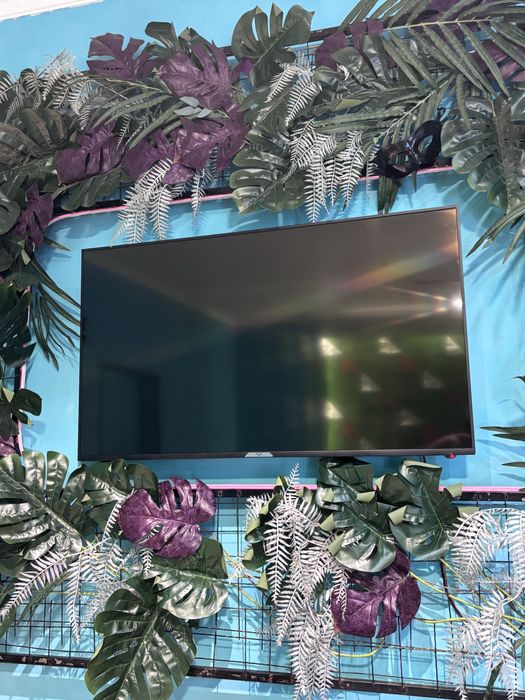 Телевизор продаетя