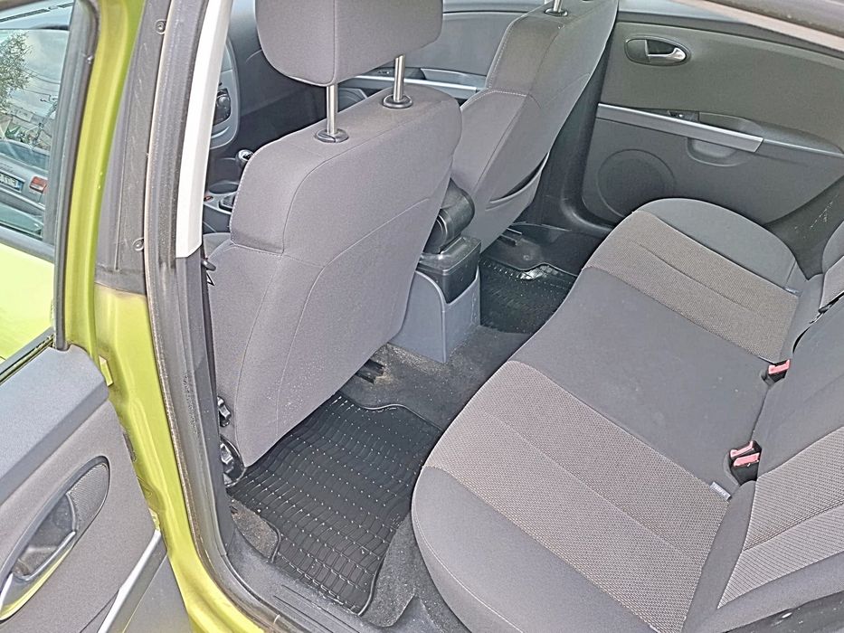 Parc Auto/Seat Leon/Facelift/2010