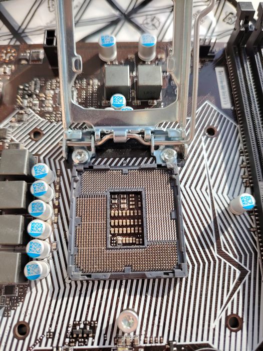 Процессор i3-6100