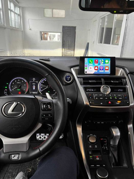 Interfață CarPlay / Android Auto dedicată pentru modelele Toyota Lexus