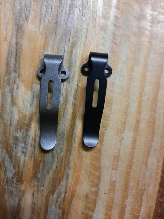 Здрав и надежден стоманен клипс за нож – сигурност и удобство в едно!