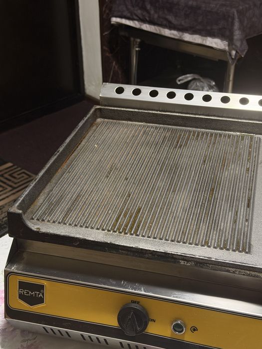 Грильница Remta R89