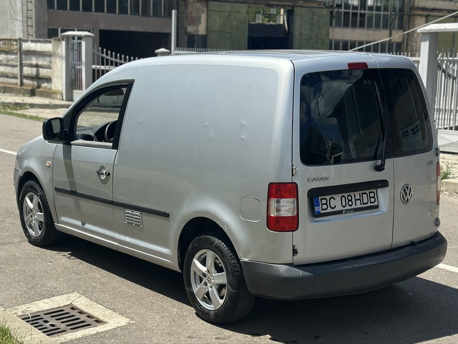 VOLKSWAGEN CADDY 2.0 SDI 2004 in stare buna