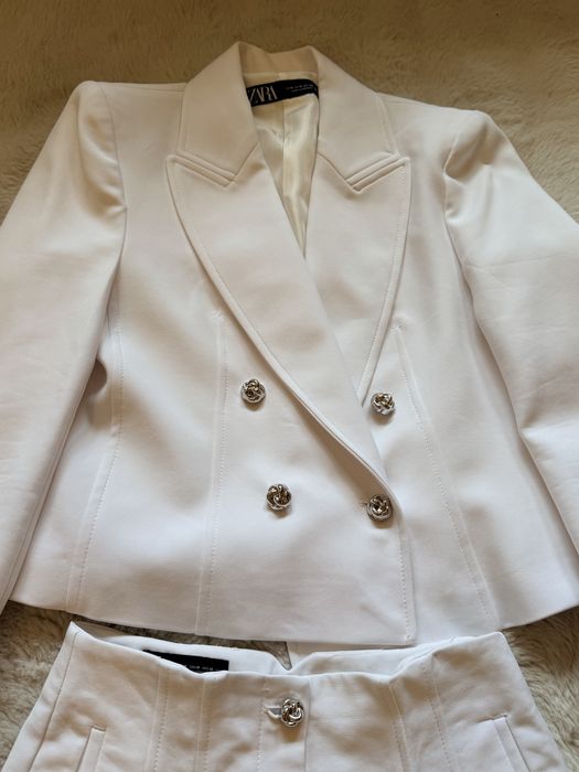 Set cu sacou si pantaloni scurti Zara
