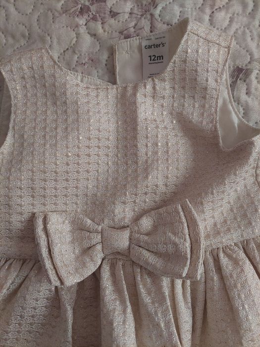 Рокля Carters 12-18 м.