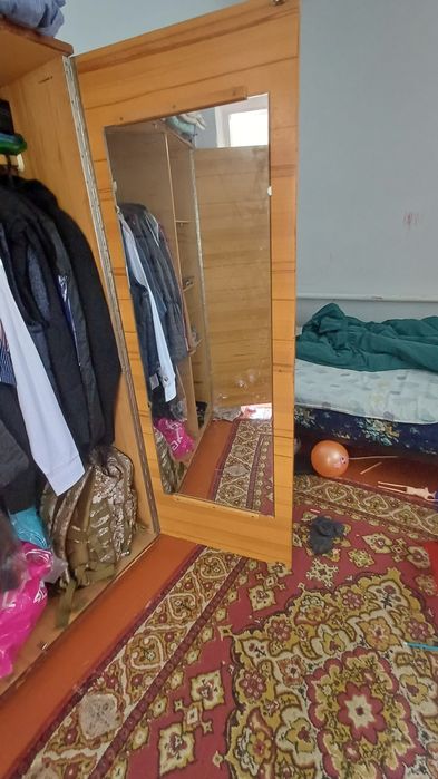 Продам шифоньер советский