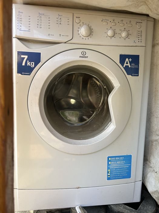 Пералня Индезит