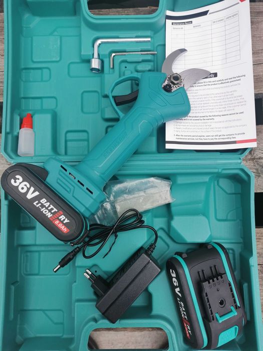 Акумулаторна Ножица Лозарска Овошна 24V/5Ah 36V/8Ah + 2 ножа