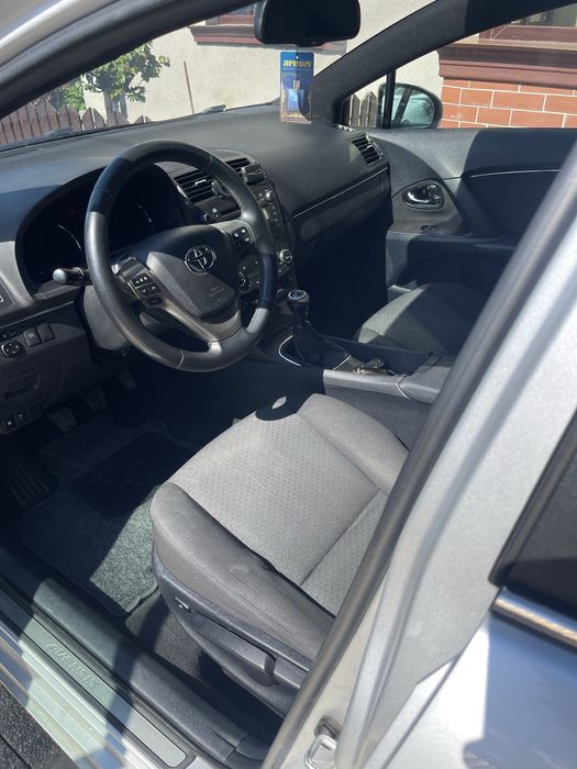 Vand toyota avensis t27 2010