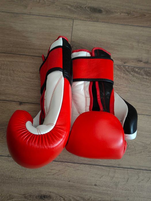 Боксови ръкавици кожени Pro Box