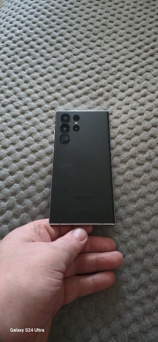 Самсунг S22 ULTRA