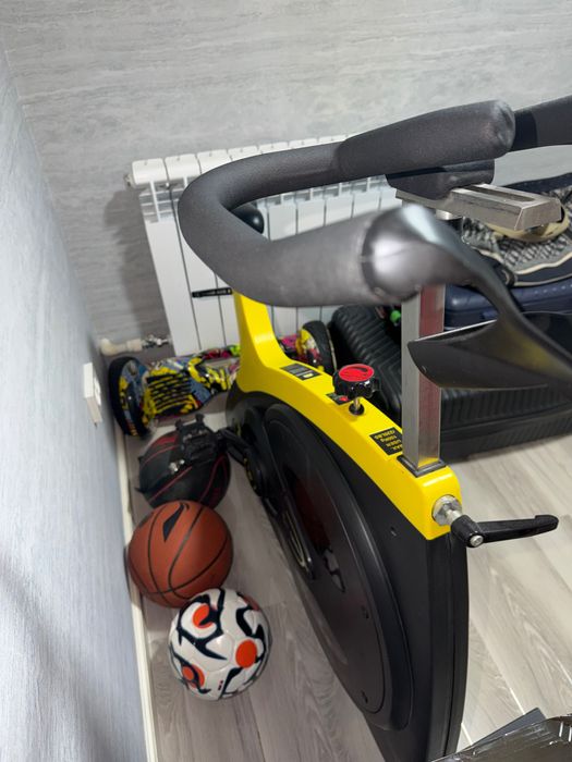 Велотренажер в отличном состоянии