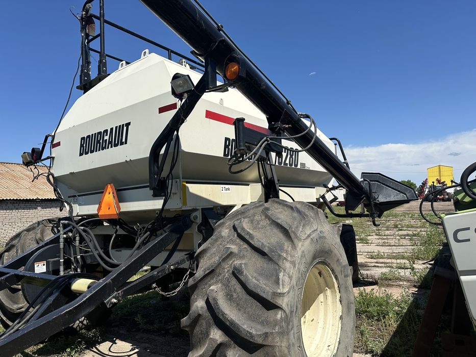 Продам два посевных комплекса Bourgault 8810