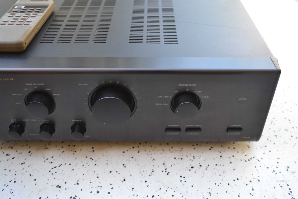 Amplificator Onkyo A 8051 cu Telecomanda