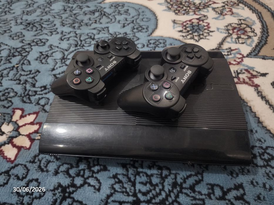 SONY PlayStation 3 super slim (ps3) fuul kamplekt oyinlari bn
