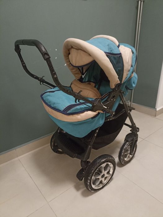 Коляска детская (3 в 1, трансофрмер)