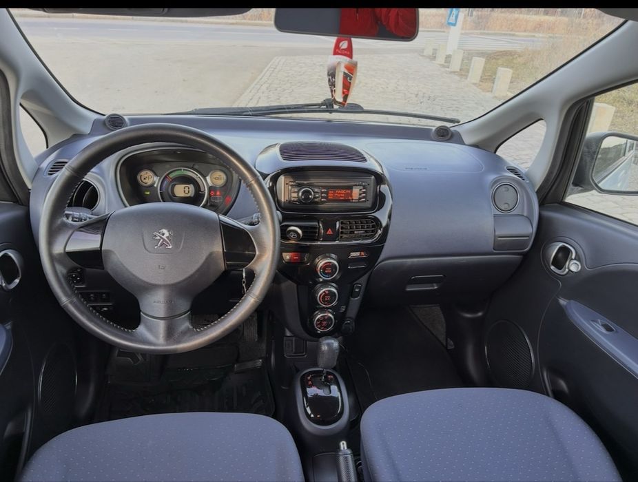 PEUGEOT iON 2012 — imagine 4