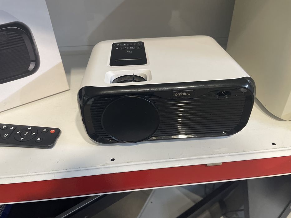 Проектор rombica Ray Box W1