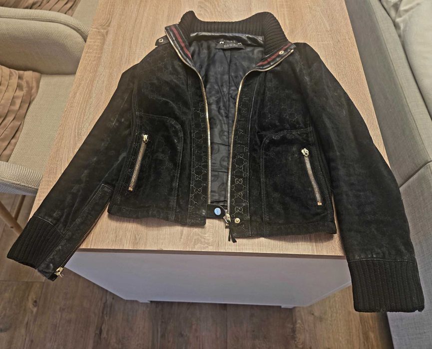 Vând geacă Gucci originală, din piele întoarsă naturală