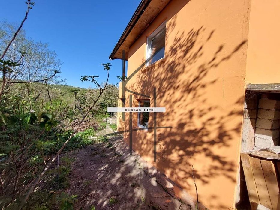 Продава се Къща в Варна, м-т Боровец - юг - 100 кв.м за 630 €/кв.м - Снимка #1