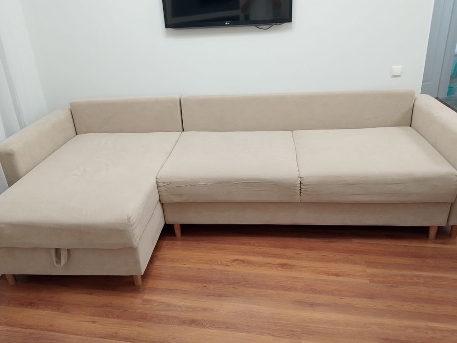 Продается диван в хорошем состоянии