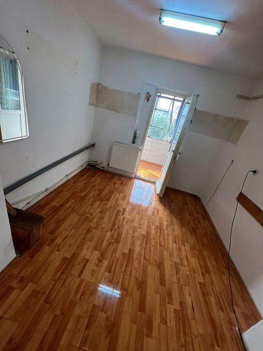 Vand apartament 2 camere in Rovinari judetul Gorj