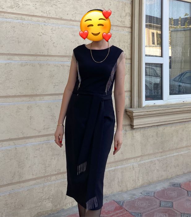 Вечернее платье с камушками