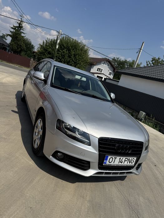 Vând Audi A4 B8