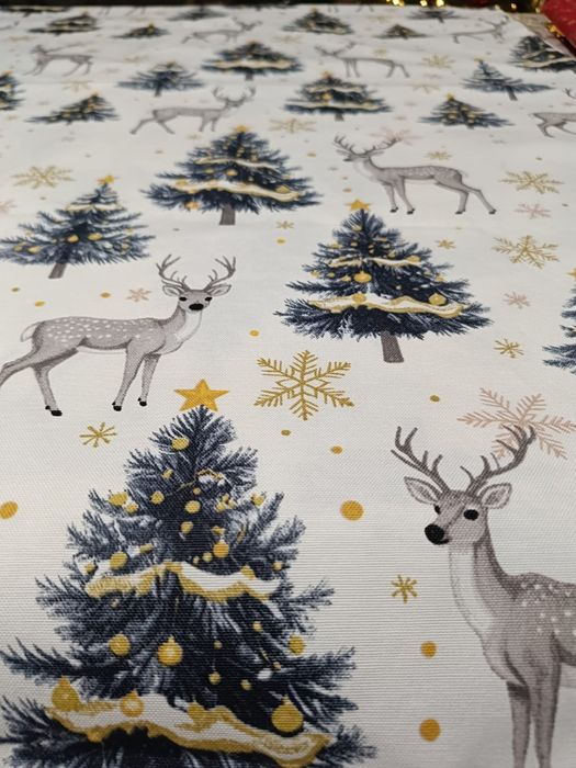 Новогодние скатерти
