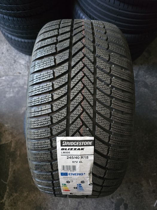 Bridgestone 245/40 R18 97V MS iarnă nouă