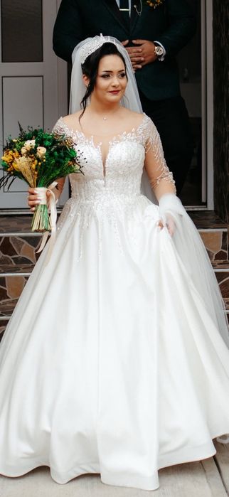 Vând rochie mireasă
