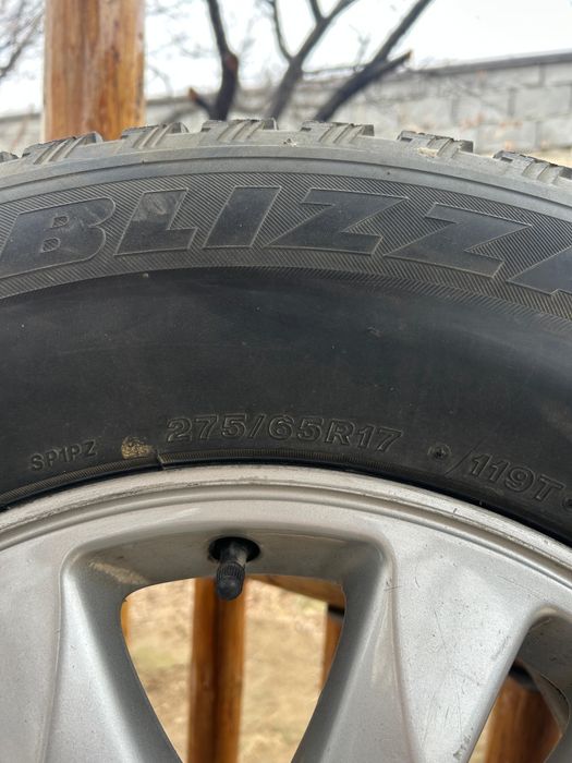 Диски с шинами на ланд крузер