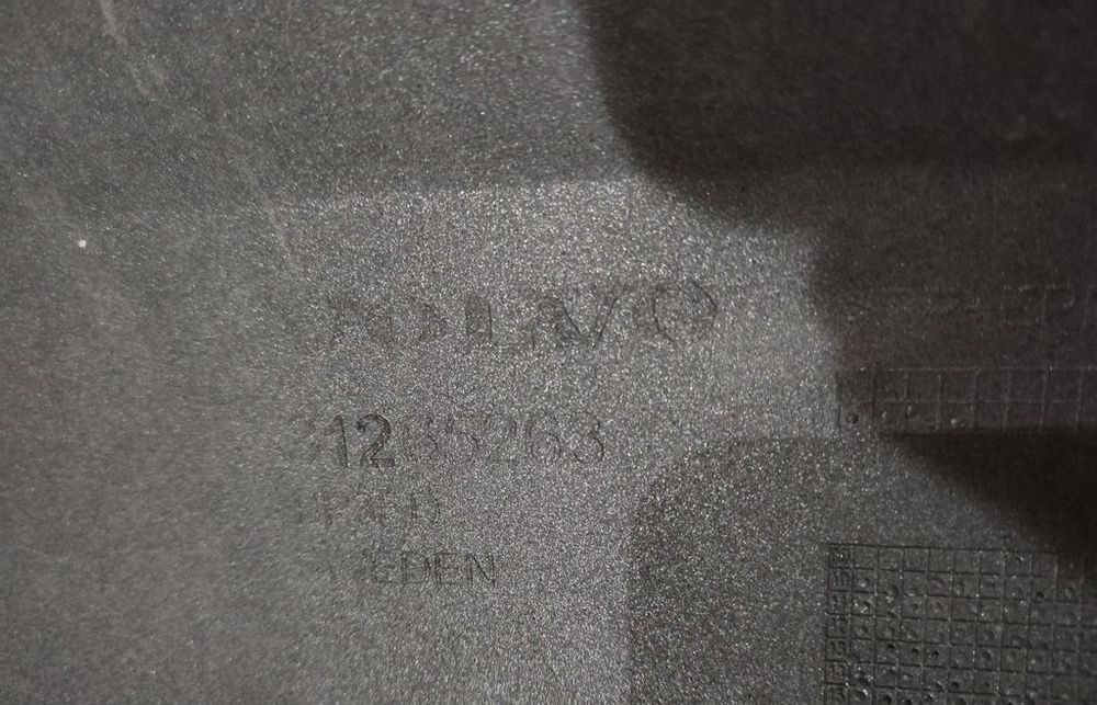 Bara spate Volvo V60  Cross Country, 2010, 2011, 2012, 2013, 2014, 2015, 2016, 2017, 2018,  cod origine OE 31265263
