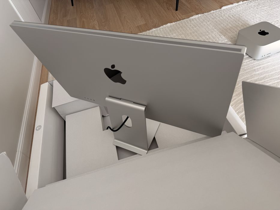 Apple Studio Display 27* Standard glass