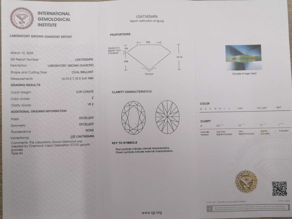 Cercei cu diamante  4,79 CT de laborator, cu aur alb de 18kt - Produs Nou, nepurtati