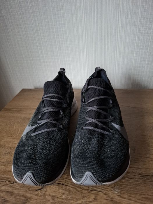 Nike Zoom маратонки 43 номер.