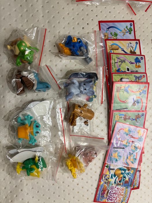 Продаю киндер игрушки