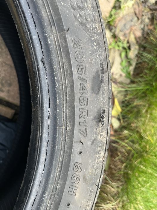 Anvelope vara Bridgestone 205/45 r17 88 H XL - 4 bucati