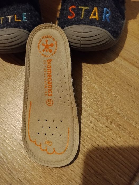 Бебешки обувки чисто нови