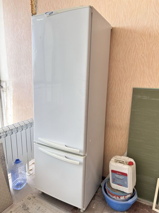 Продам холодильник