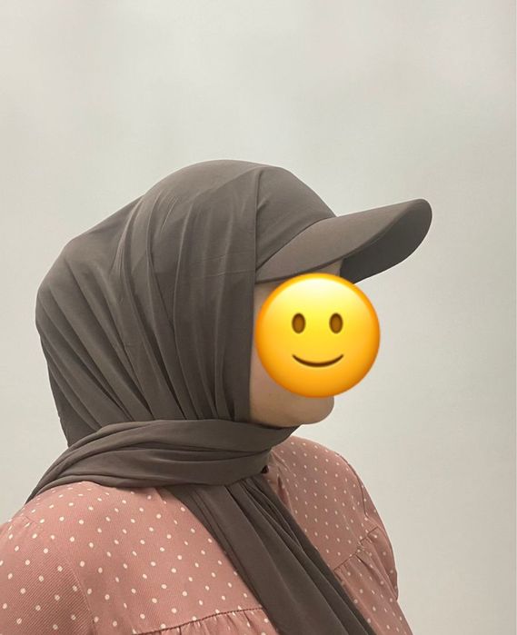 Шарфы пришитые  с кепкой