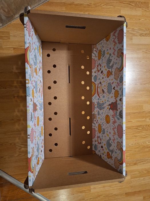 Patut bebe carton Foldo cu saltea, stare foarte buna