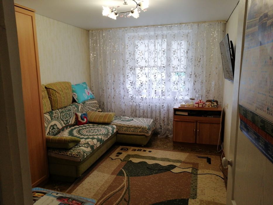продам 2 комн.кв.в 9 мкр.