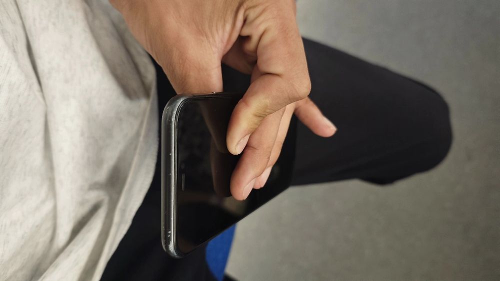 IPhone 11 sotiladi